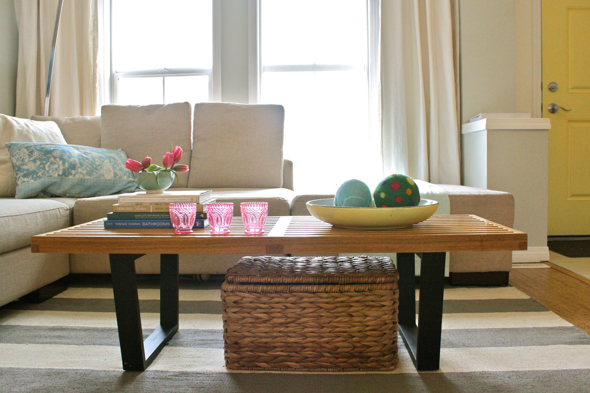 Open storage made easy! Simply use baskets to hold items you'd like to store and place them under your coffee table.