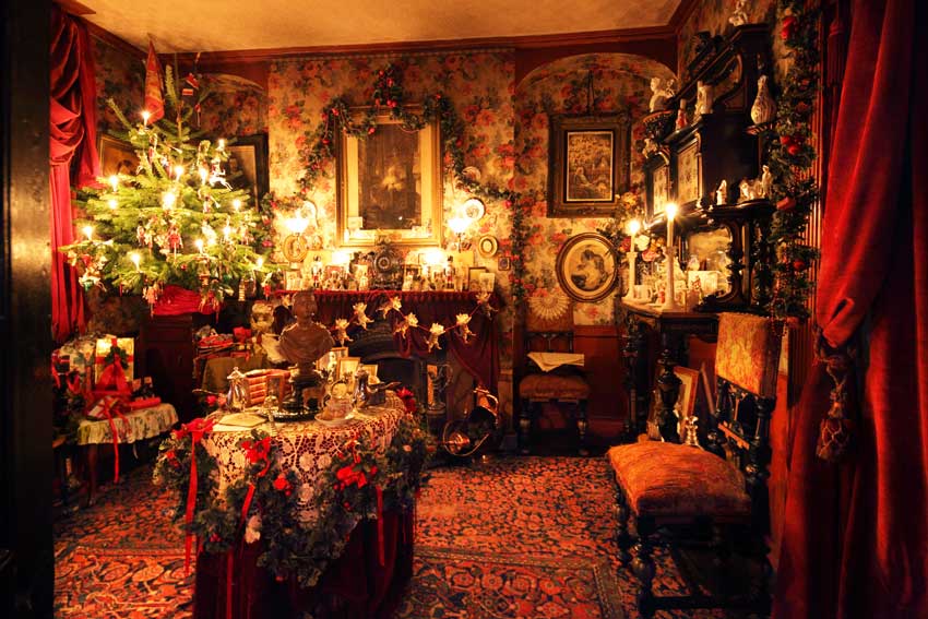 Or perhaps this Victorian Style Christmas decor? Image Source: 50Museums.com