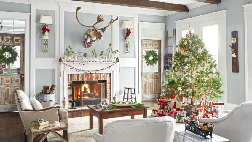 This Kentucky Vintage Christmas may very well be your style. Image Source: Country Living