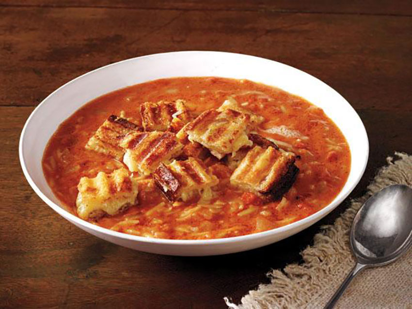 The recipe combines the popular tomato soup with delicious grilled cheese croutons! 