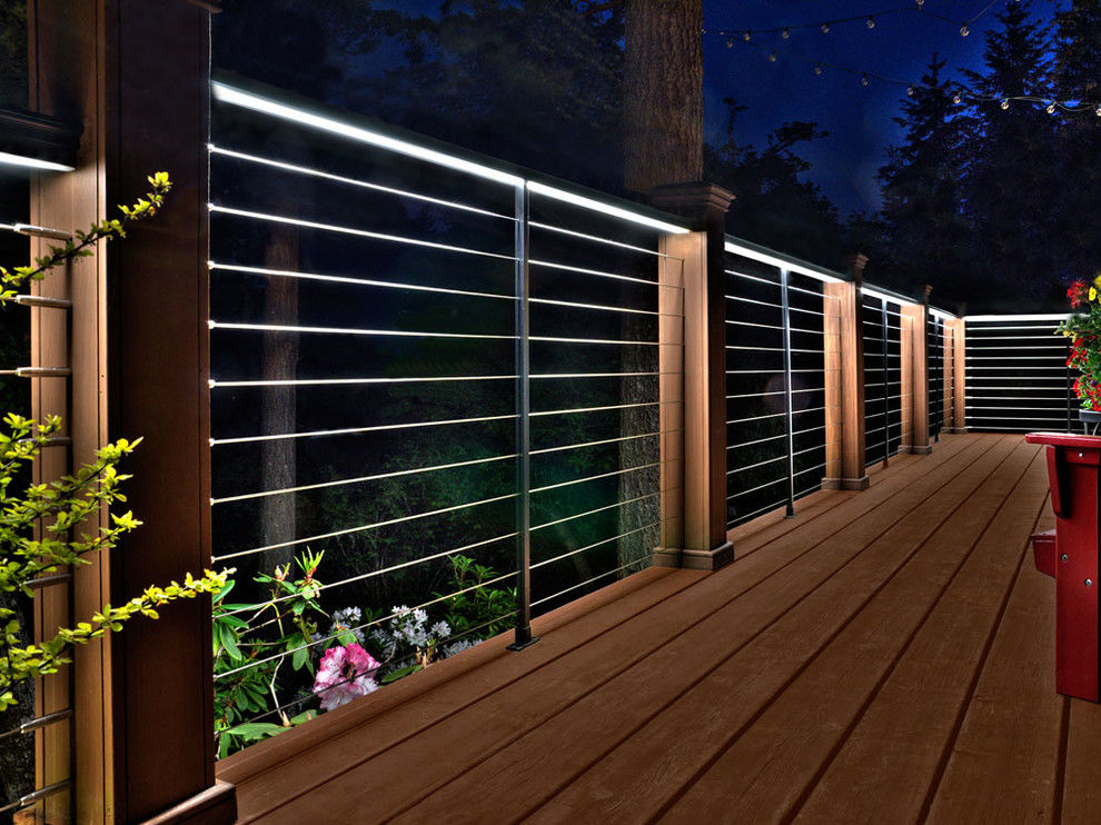 An illuminated deck railing looks very modern. Source: Next Luxury