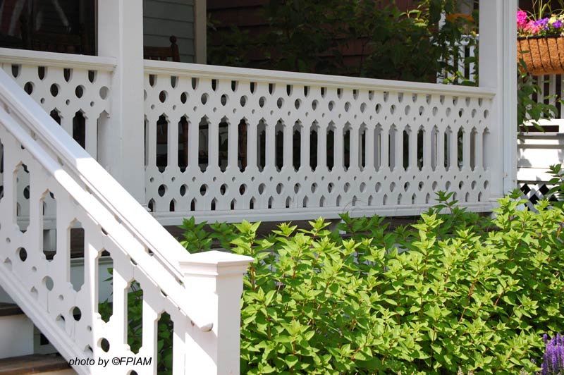 This Victorian-inspired deck railing is very stylish. Source: Fanhouse 